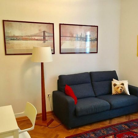 Casa Del Cucciolo Con Parcheggio Privato Apartment Trieste Luaran gambar