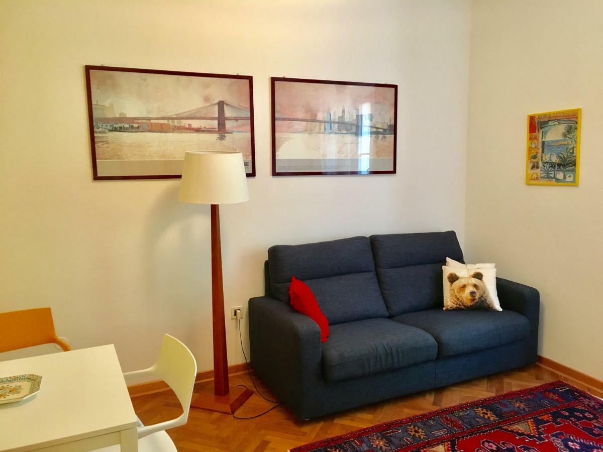 Casa Del Cucciolo Con Parcheggio Privato Apartment Trieste Luaran gambar